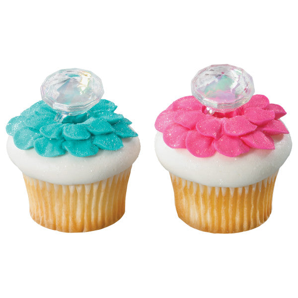 Diamond Cupcakes - These diamond rings are perfect for celebrating an engagement, wedding or anniversary! Great for cupcakes,